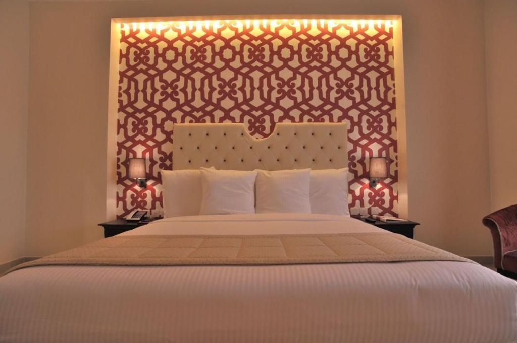 Il Palazzo Hotel And Suites Amman Room photo