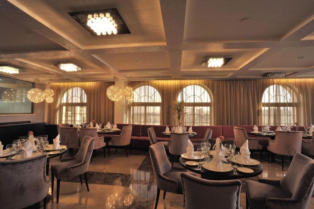 Il Palazzo Hotel And Suites Amman Exterior photo